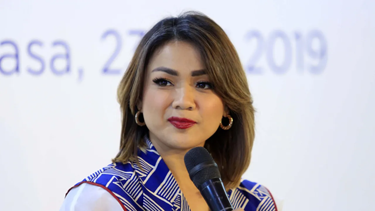 Kabar Duka, Ayah Mertua Nirina Zubir Meninggal Dunia