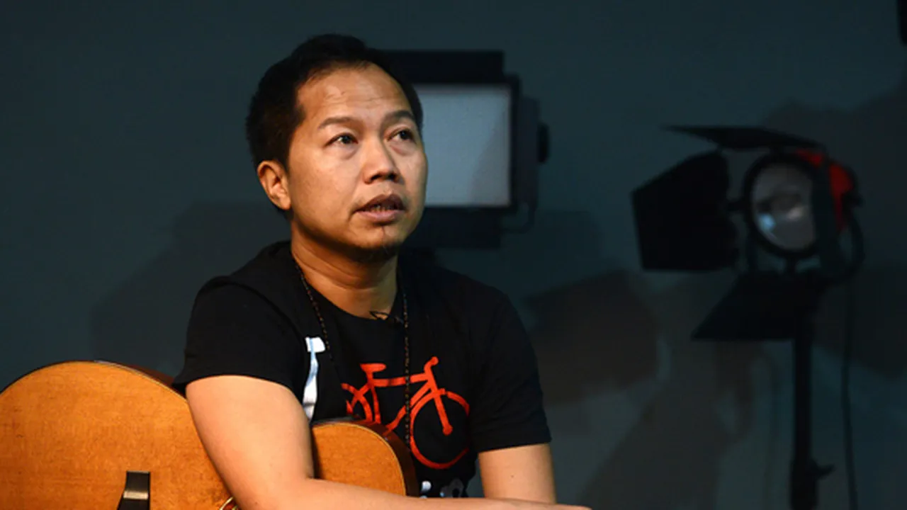 Kabar Duka, Ayah Sandhy Sondoro Meninggal Dunia