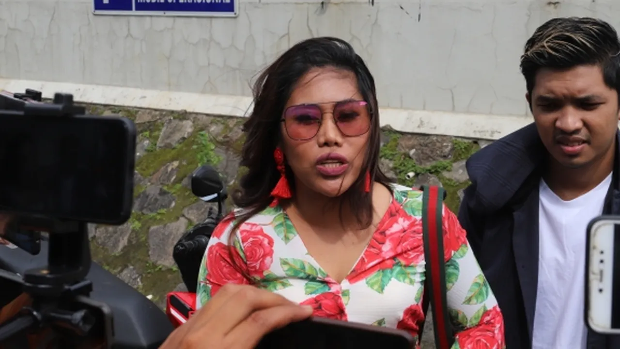 Kabar Duka, Evi Masamba Keguguran Calon Bayi Dalam Kandungannya