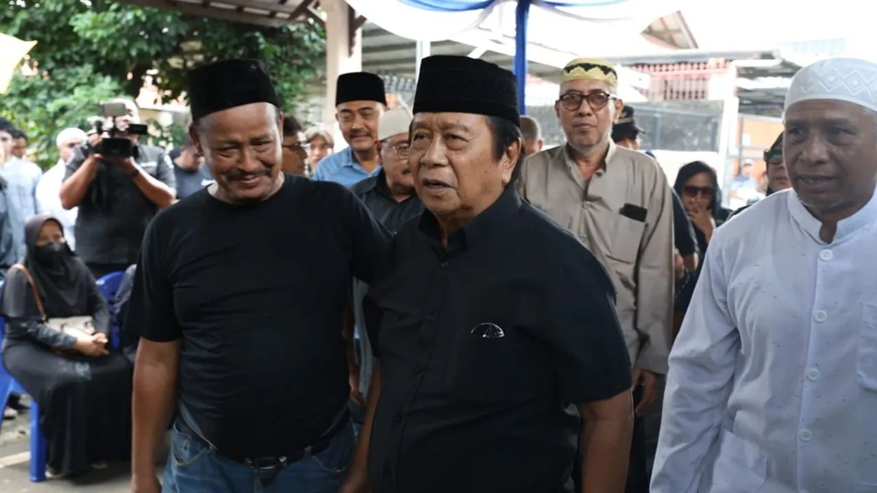 Kabar Duka, Hj Rosidah Istri Mansyur S Meninggal Dunia