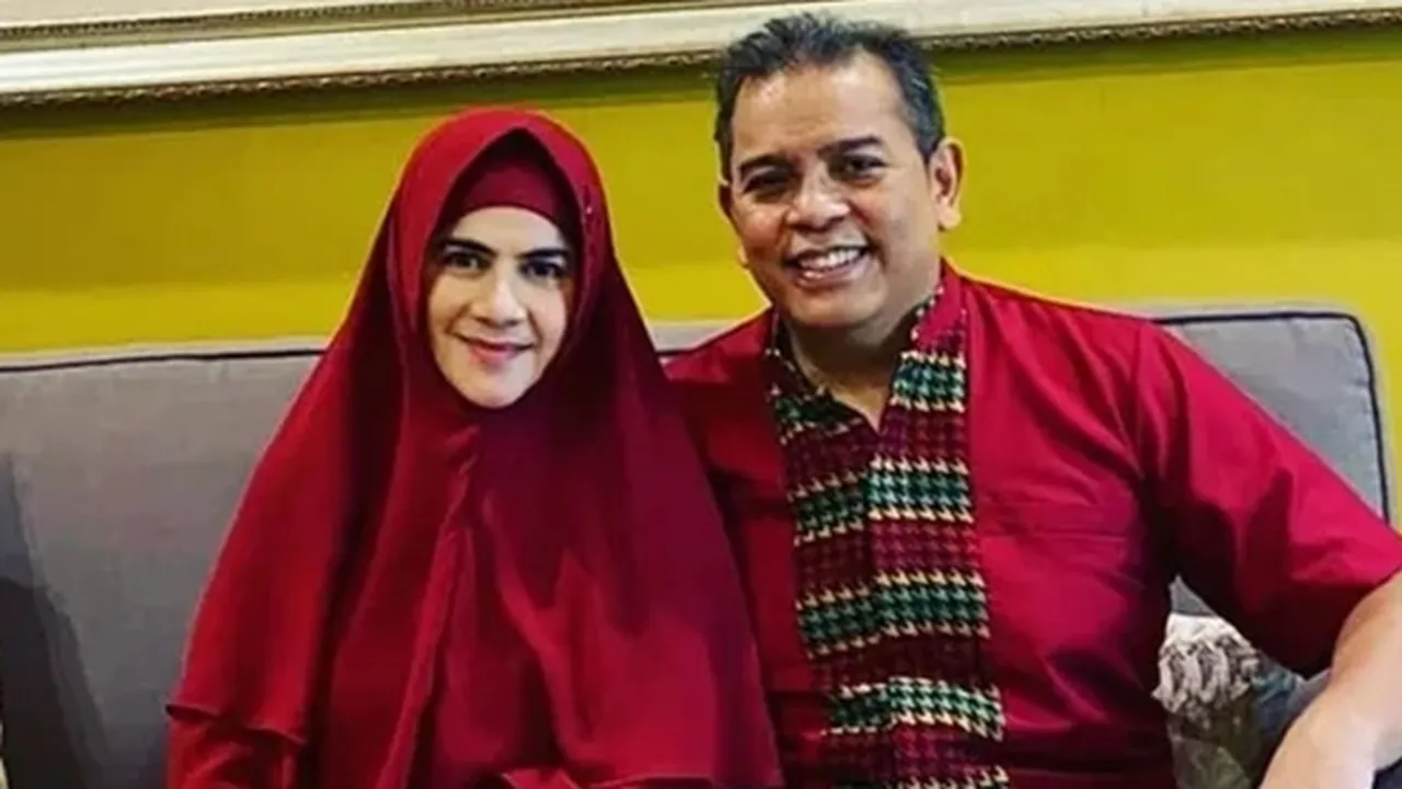 Kabar Duka, Suami Astri Ivo Meninggal Dunia