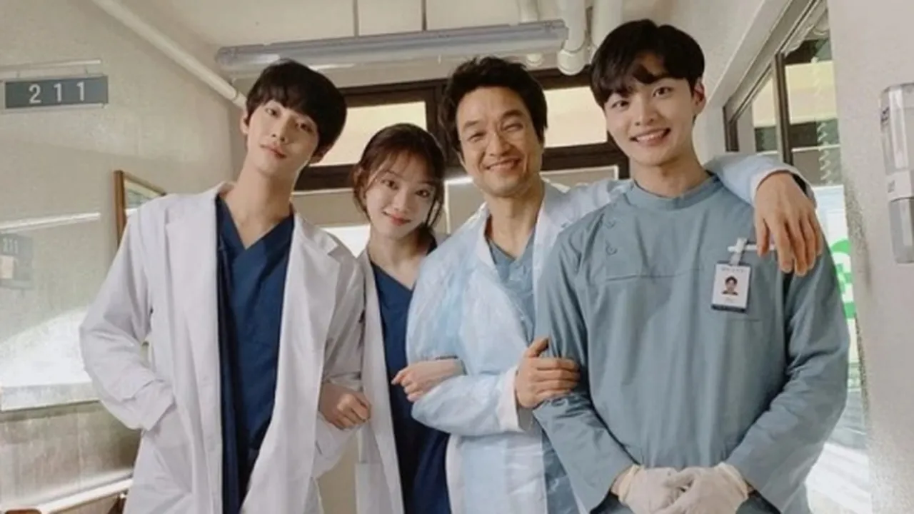 Kabar Gembira! Drakor Populer 'Dr. Romantic' Kini Tayang di NET TV