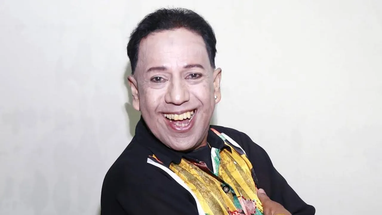 Kabar Terkini Wan Abud, Aktor 90-an yang Dikenal Lewat Jargon 'Ente Bahlul' Kabar Terkini Wan Abud, Aktor 90-an yang Dikenal Lewat Jargon 'Ente Bahlul'