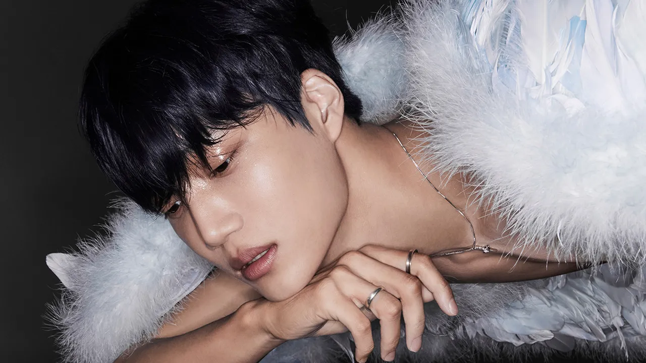 Kai EXO Tampil di Program Talk Show Terpopuler di bTV Bulgaria
