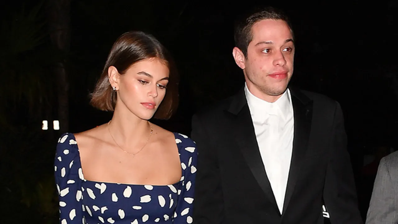 Kaia Gerber & Pete Davidson Pacaran, Gimana Reaksi Cindy Crawford?