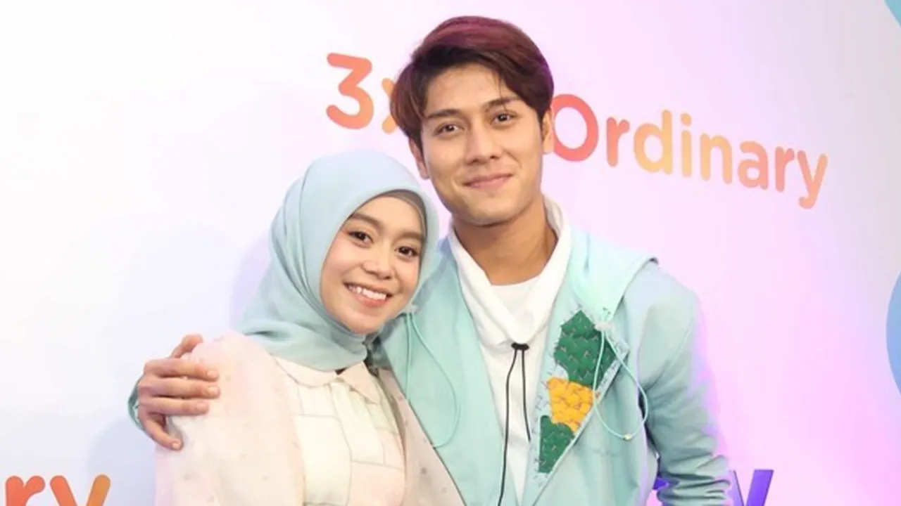 Sebut KDRT Bukan Kekerasan Tapi Keharmonisan, Kakak Rizky Billar Malah Sindir Lesti Kejora Karena Lapor Polisi Sebut KDRT Bukan Kekerasan Tapi Keharmonisan, Kakak Rizky Billar Malah Sindir Lesti Kejora Karena Lapor Polisi