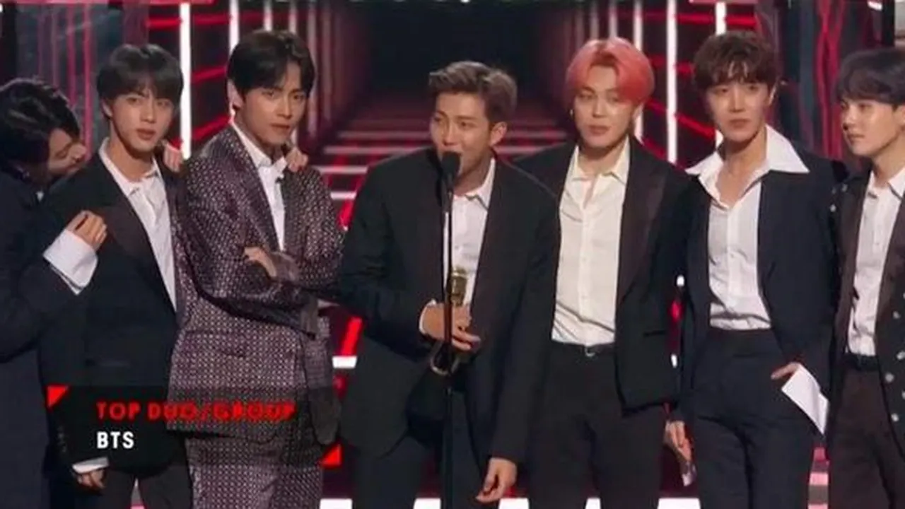 Kalahkan Maroon 5, BTS Jadi Artis Korea Pertama Pemenang Top Duo/Group di BBMAs
