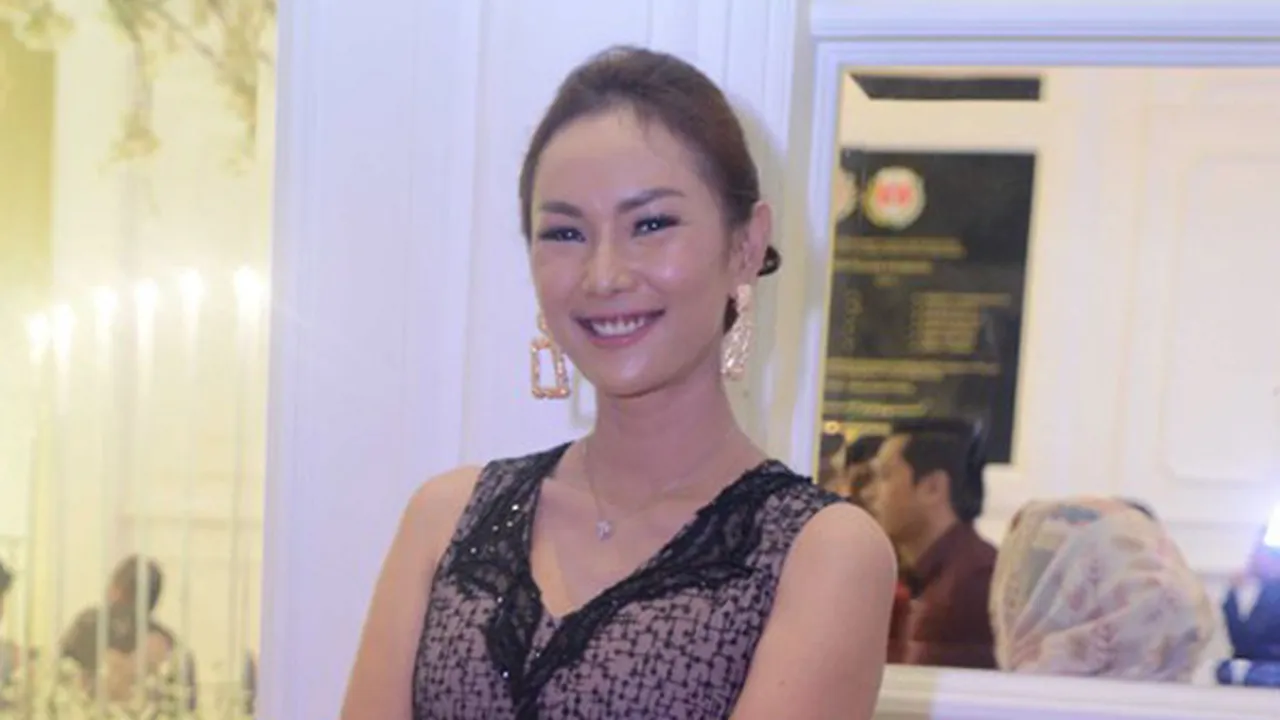 Kalina Ocktaranny Sudah Anggap Pacar Deddy Corbuzier Sebagai Adik
