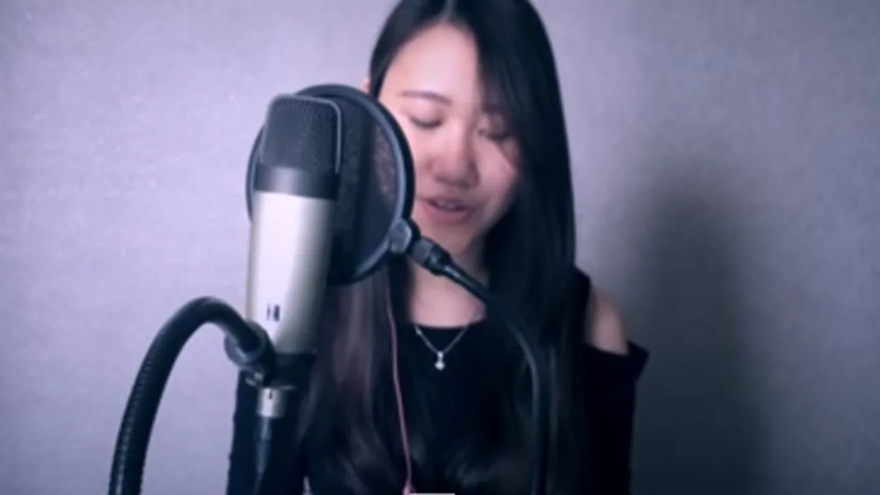 Kamu Harus Dengerin TrichiaDEE Bawain Lagu 22