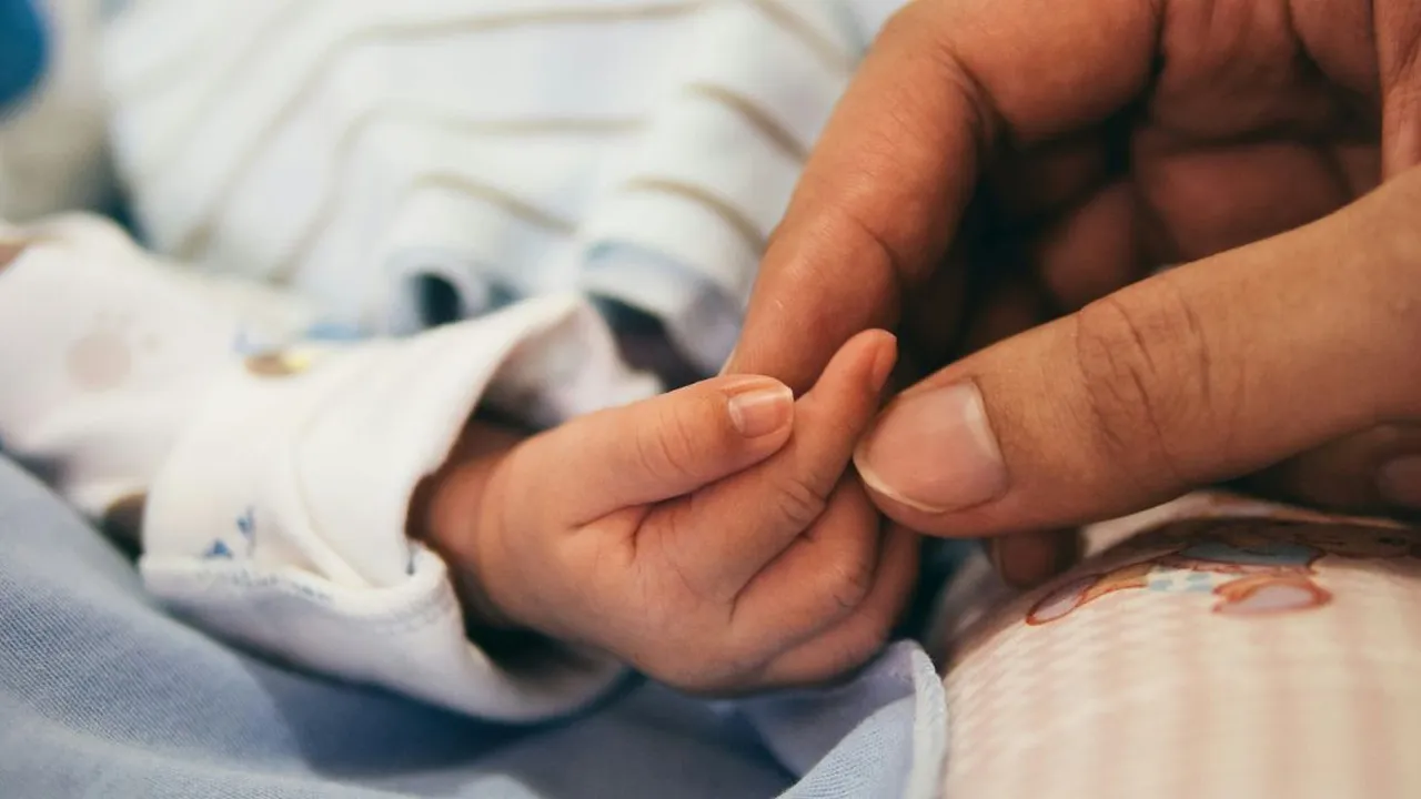 Kandungan Parfum Bayi yang Aman dan yang Perlu Diwaspadai, Penting Dipahami
