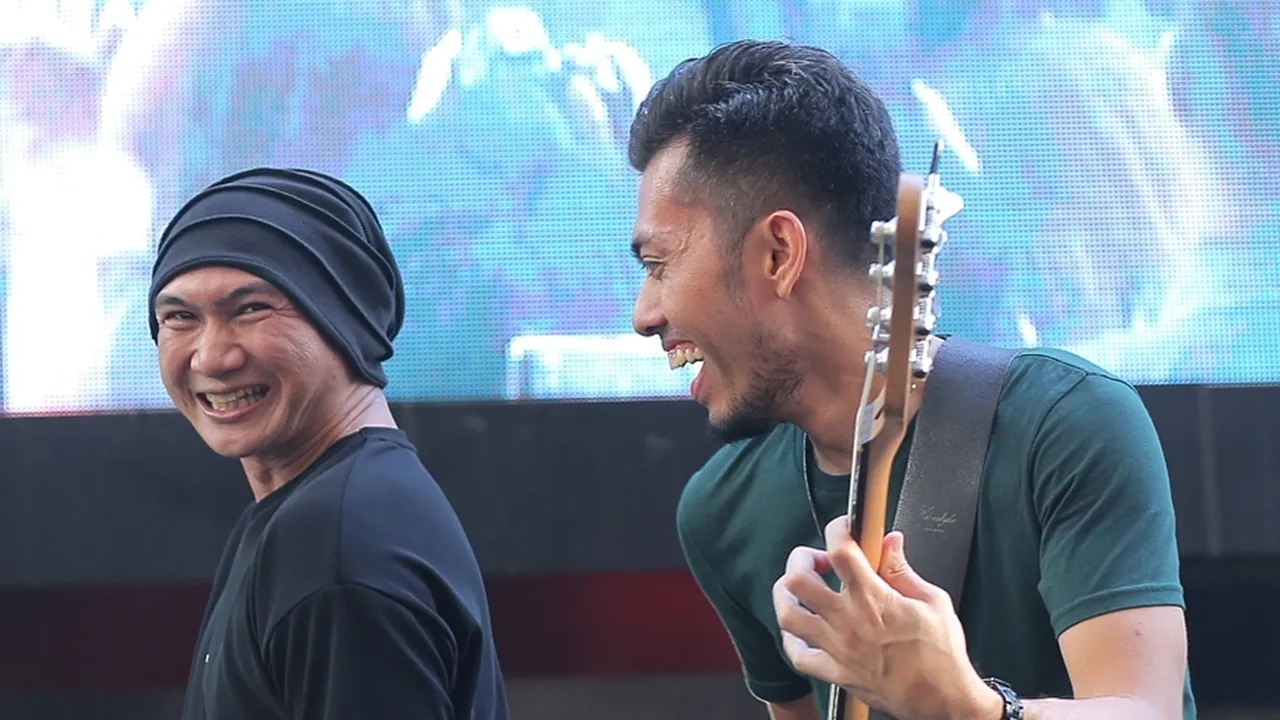 Kangen Satu Panggung dengan Drive, Anji Bawa-Bawa Mantan