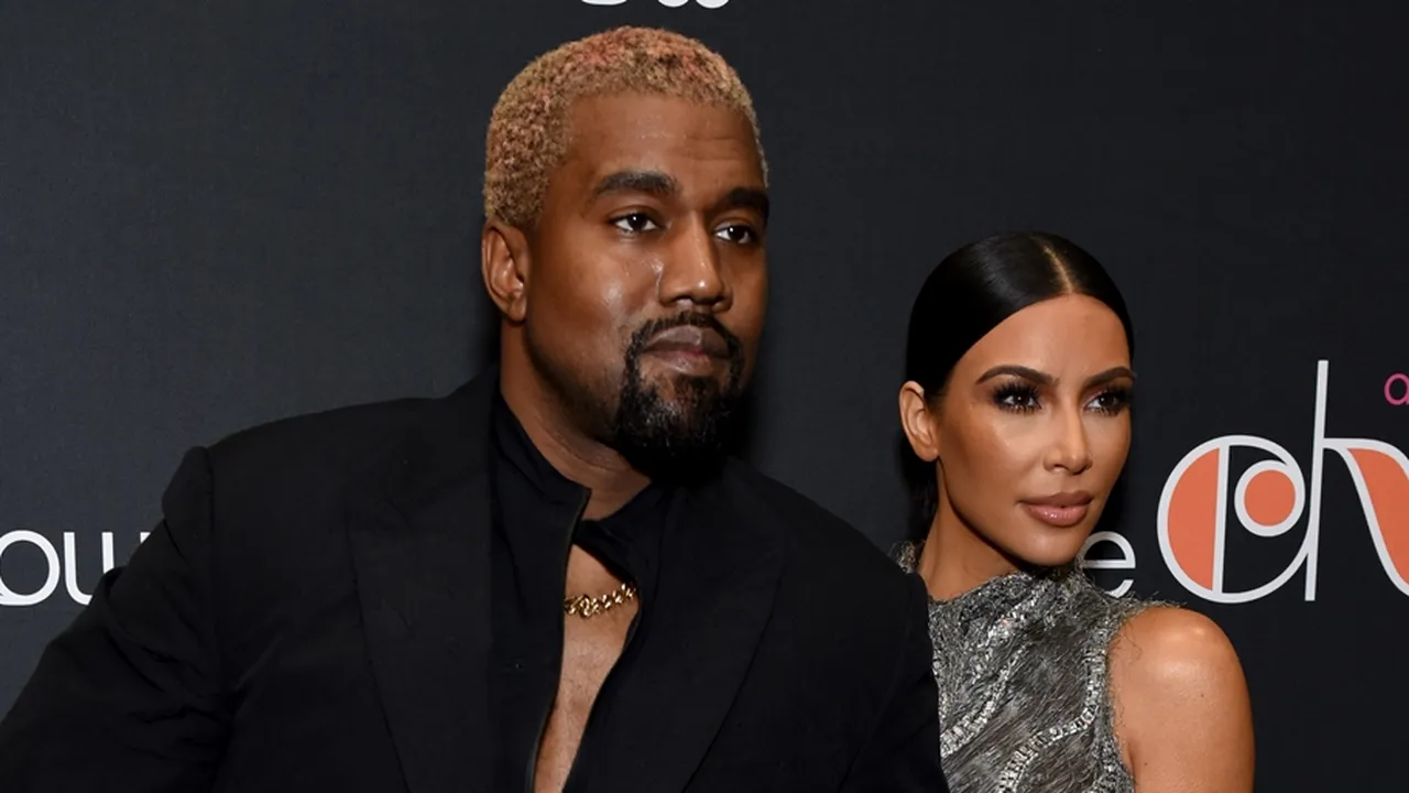 Kanye West Jelaskan Rasanya Jatuh Cinta Pada Kim Kardashian