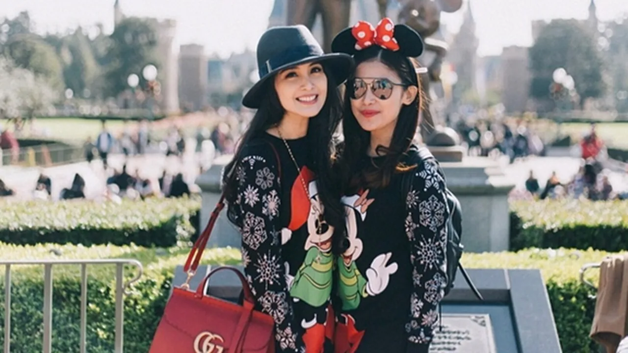 Kartika Blak-blakan Ungkap Bayaran Selama Jadi Manajer Sandra Dewi Kartika Blak-blakan Ungkap Bayaran Selama Jadi Manajer Sandra Dewi