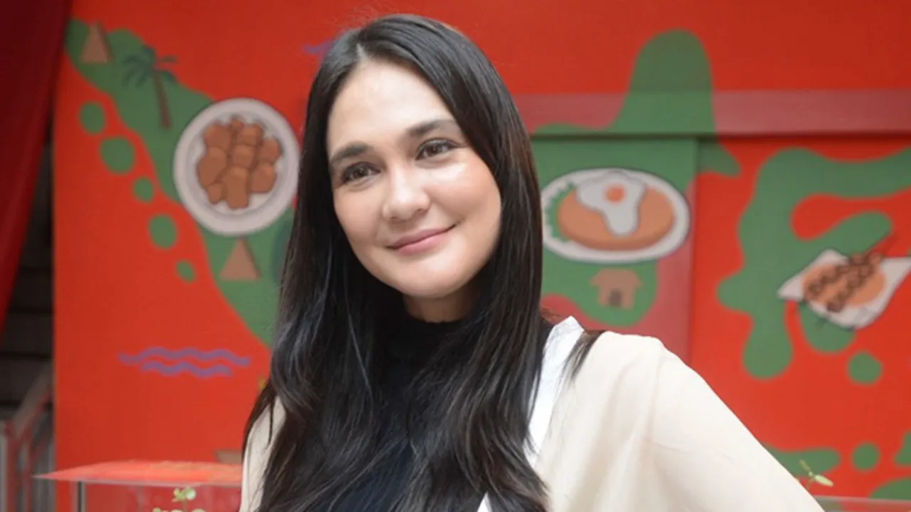 Kasus Video Panasnya Dengan Ariel Mencuat Lagi, Luna Maya Santai