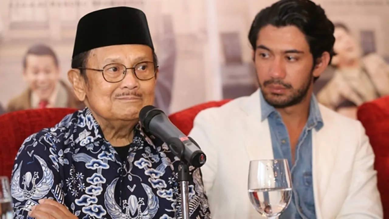 Kata-Kata Bijak BJ Habibie yang Memotivasi Banyak Pemuda Indonesia, Kehidupan - Percintaan
