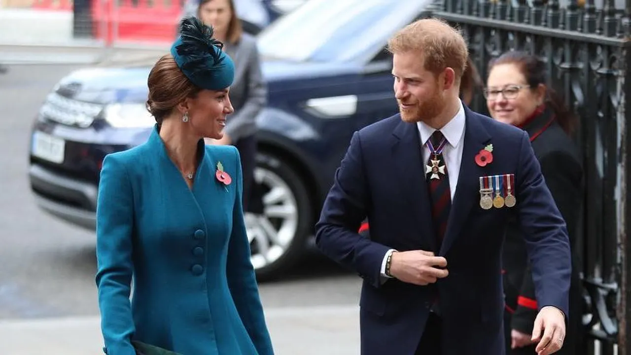Kate Middleton Kunjungan dengan Pangeran Harry, ke Mana Perginya Pangeran William?