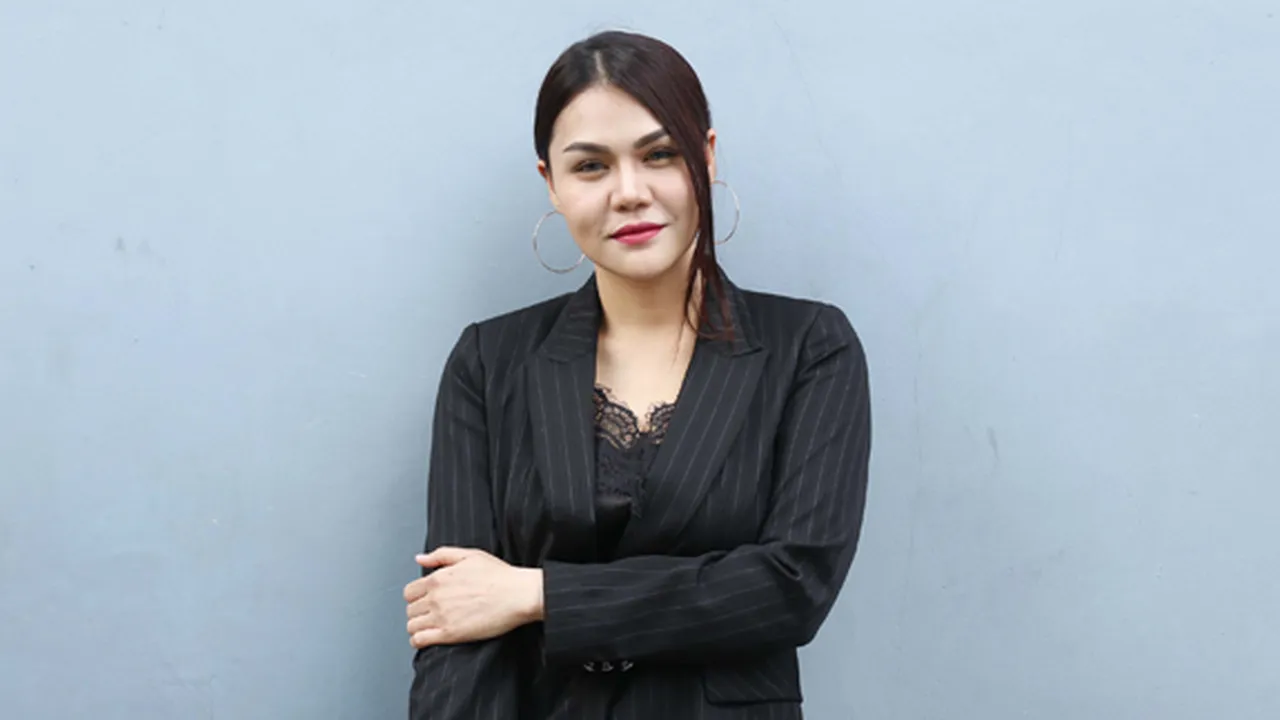 Katty Butterfly Pakai Kerudung, Netizen: Semoga Dapat Hidayah