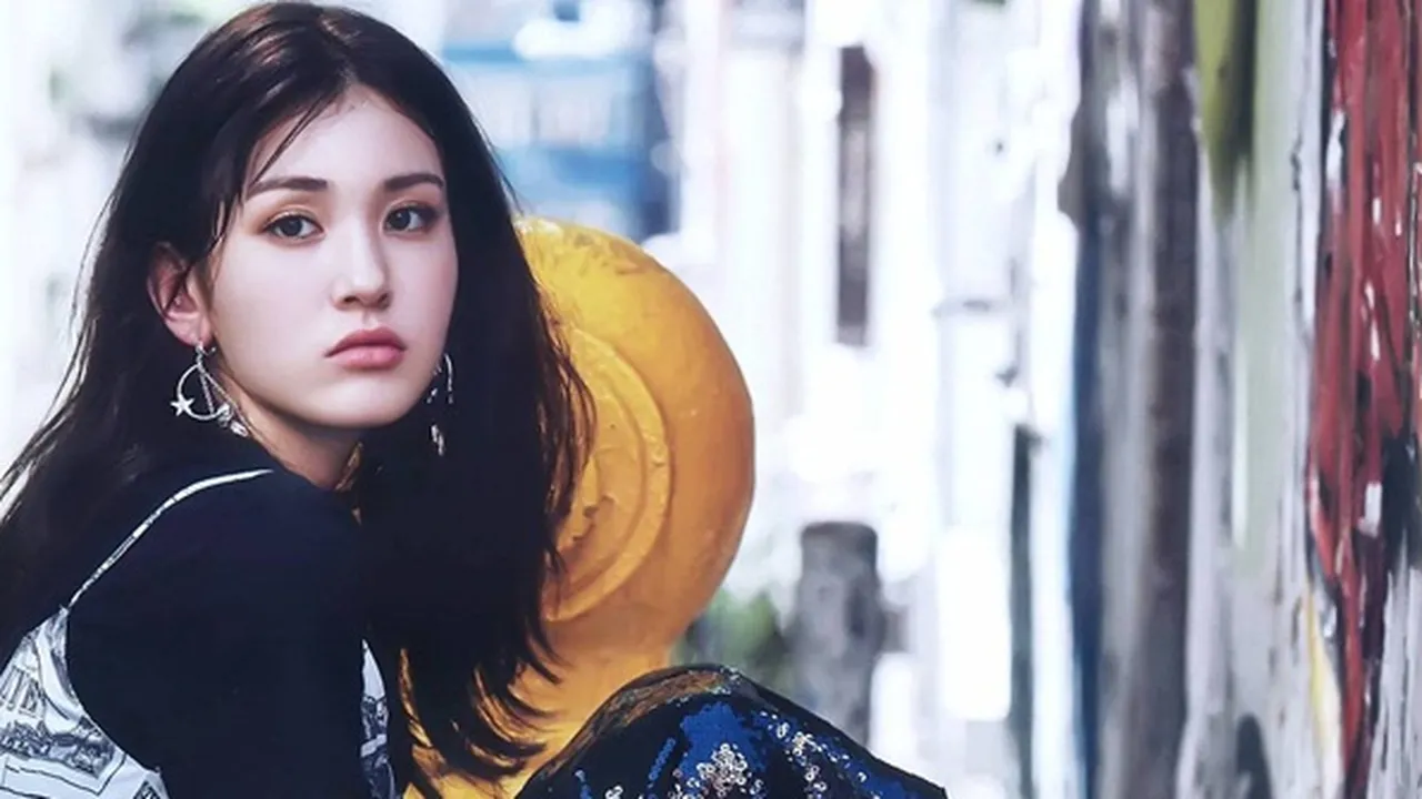 Keluar Dari JYP, Jeon Somi Gabung The Black Label-nya YG Entertainment