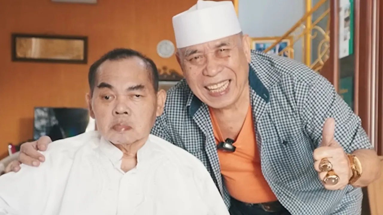 Keluarga Bantah Kabar Mat Solar Meninggal, Tegaskan Masih Jalani Pengobatan Keluarga Bantah Kabar Mat Solar Meninggal, Tegaskan Masih Jalani Pengobatan
