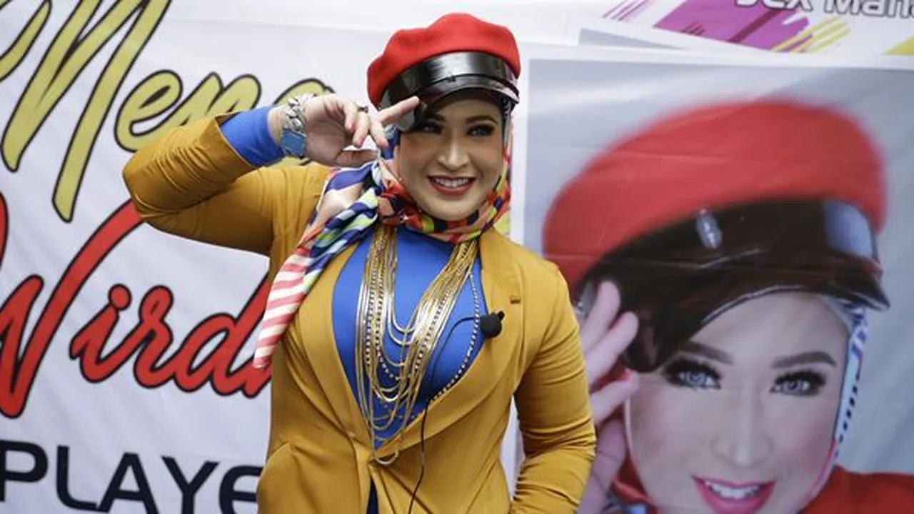 Keluarkan Single Baru Berjudul 'Player', Wirdha Sylviana Sindir Pihak Elvy Sukaesih?