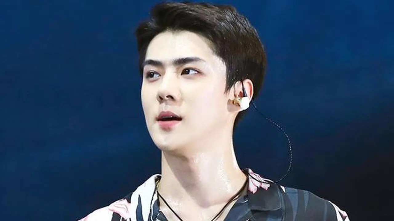 Kemampuan Photoshop Fans Sehun EXO, Bikin yang Tak Terlihat Jadi Kelihatan! Kemampuan Photoshop Fans Sehun EXO, Bikin yang Tak Terlihat Jadi Kelihatan!