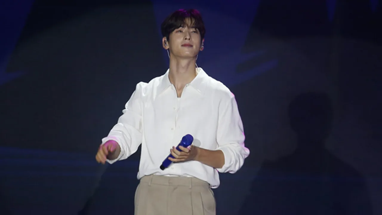 Kembali Datang ke Indonesia, Cha Eun Woo Ungkap Ingin Pergi ke Bali