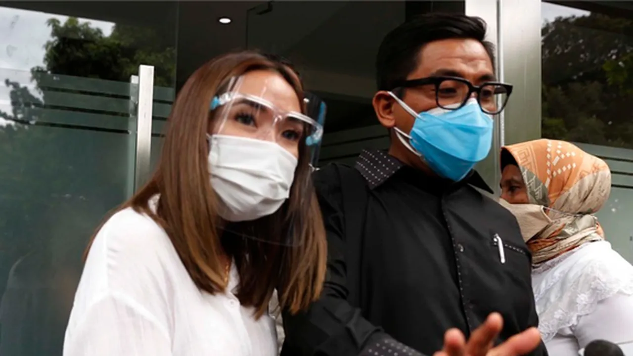 Kembali Diperiksa Terkait Video Syur, Gisel: Masih Saksi Dong!