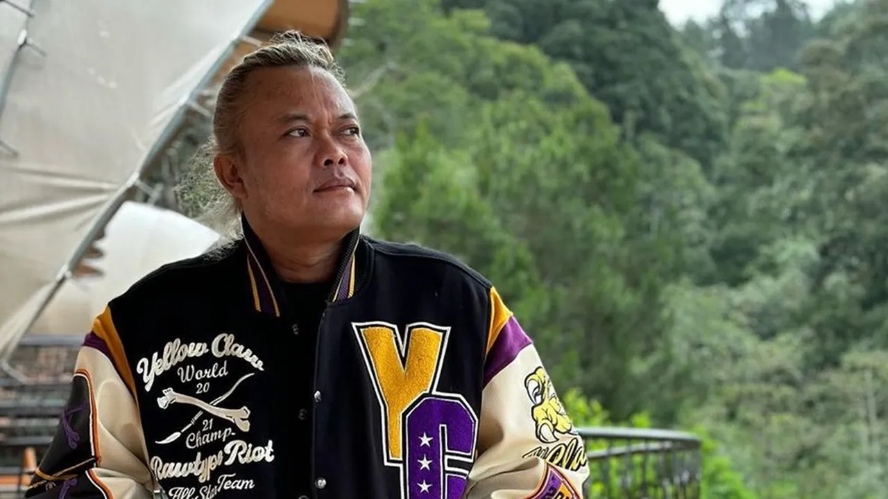 Kembali Kedapatan Tampil Mesra, Sule dan Ucie Sucita Didoakan Berjodoh Kembali Kedapatan Tampil Mesra, Sule dan Ucie Sucita Didoakan Berjodoh