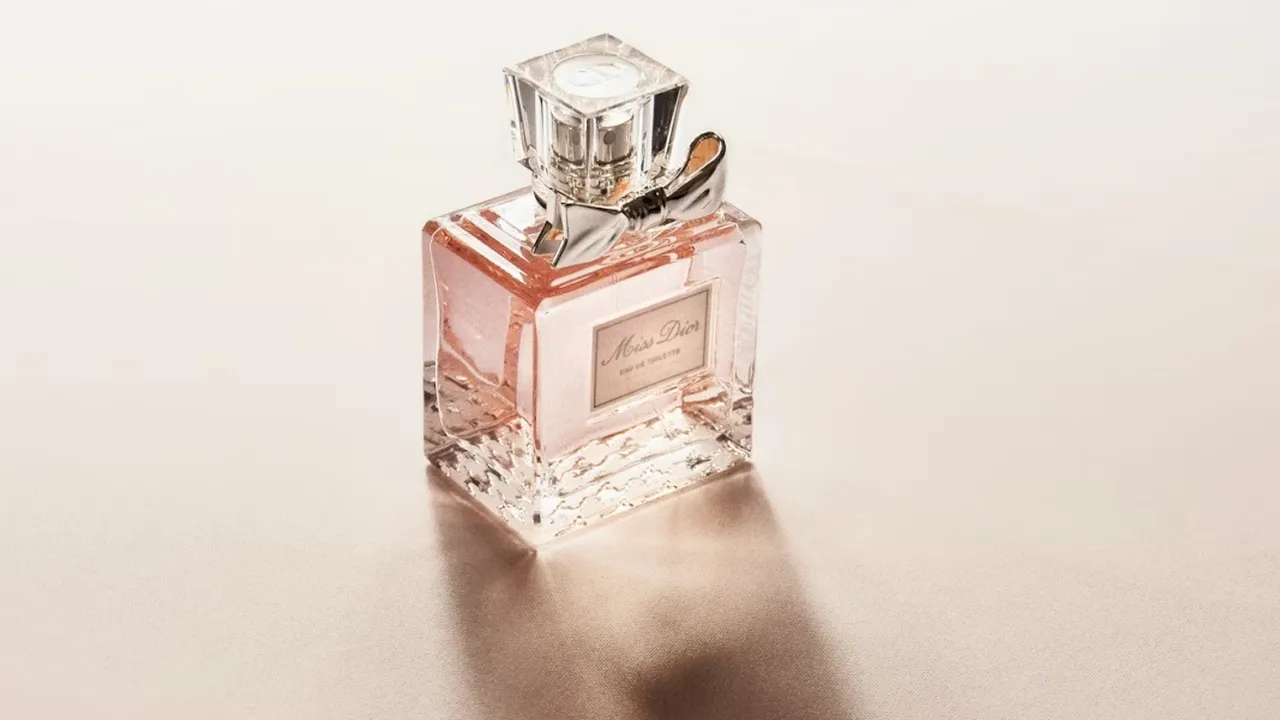 Kenali Ciri-Ciri Bibit Parfum Grade A, Bebas Pewarna hingga Aroma Lebih Tajam