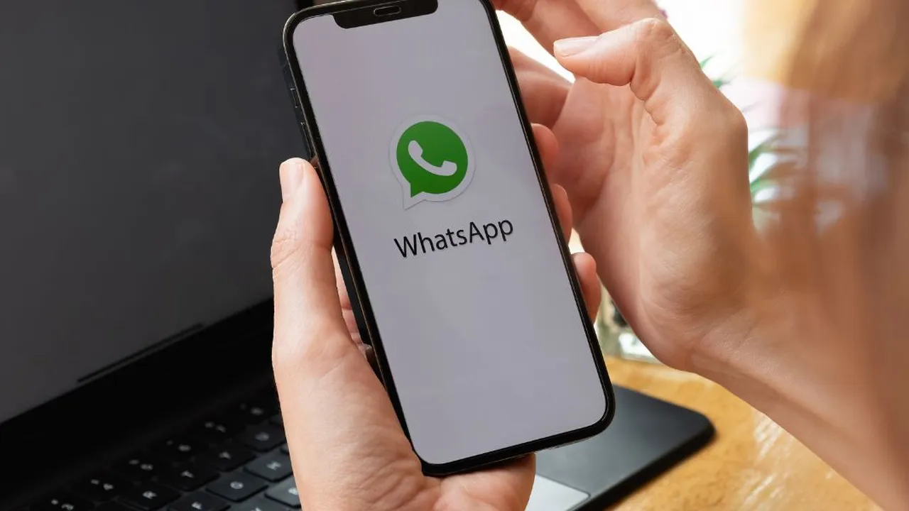 Kenapa Fitur Meta AI Belum Hadir di WhatsApp Kamu? Temukan Alasannya!
