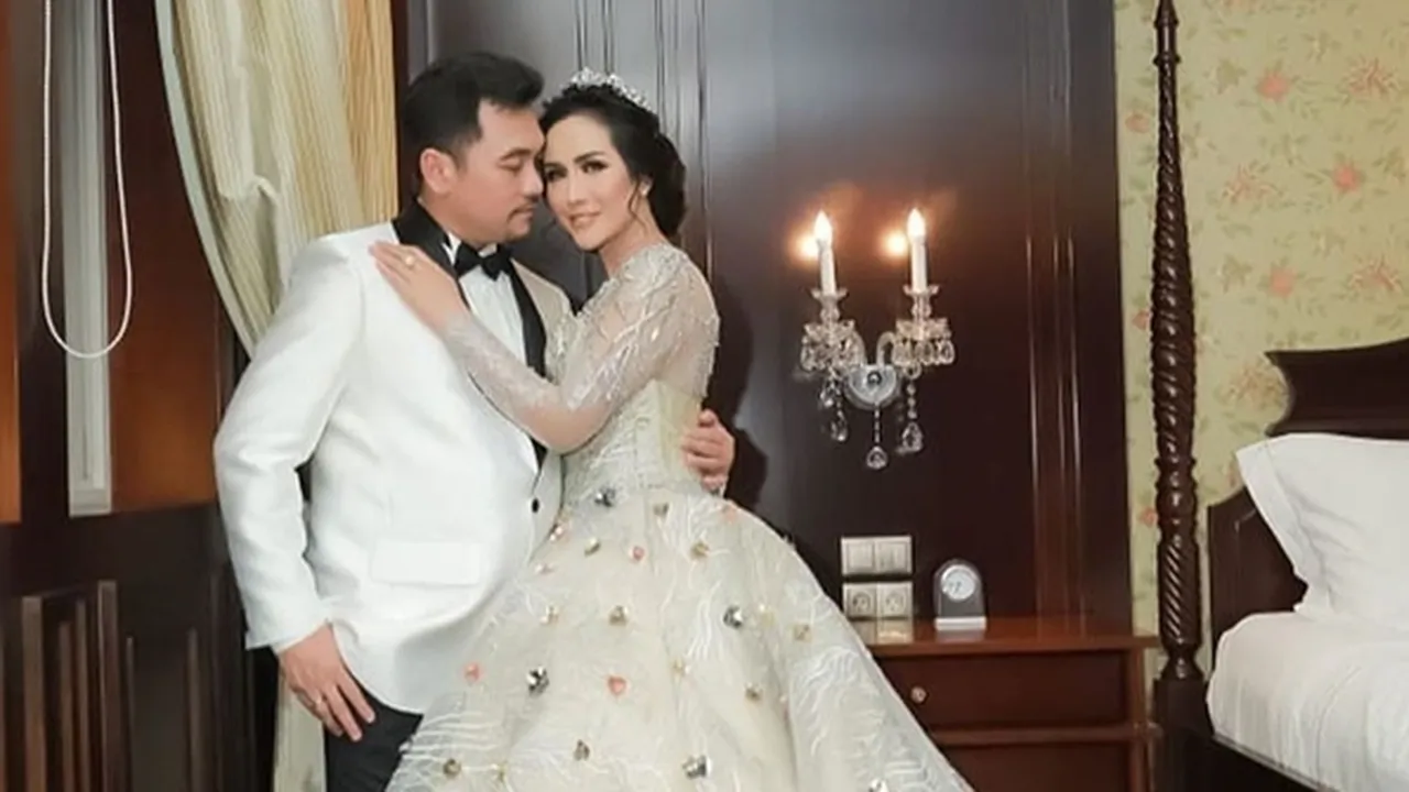 Kerap Pamer Kemesraan, Ratu Meta - Eddy Faisal Senang Dianggap Pasangan Inspiratif