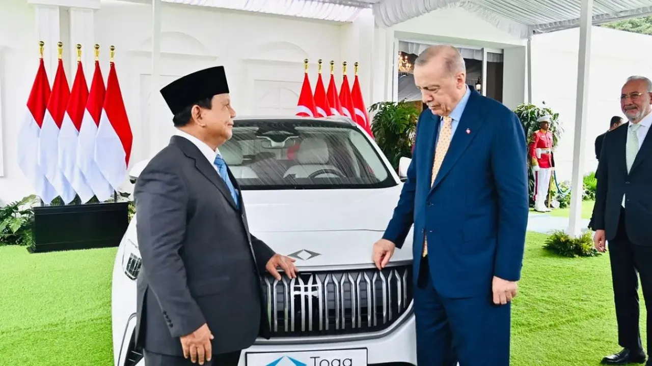 Kerja Sama dengan Turki Berjalan Lancar, Prabowo Berpose Silat Sebagai Simbol Kepuasan