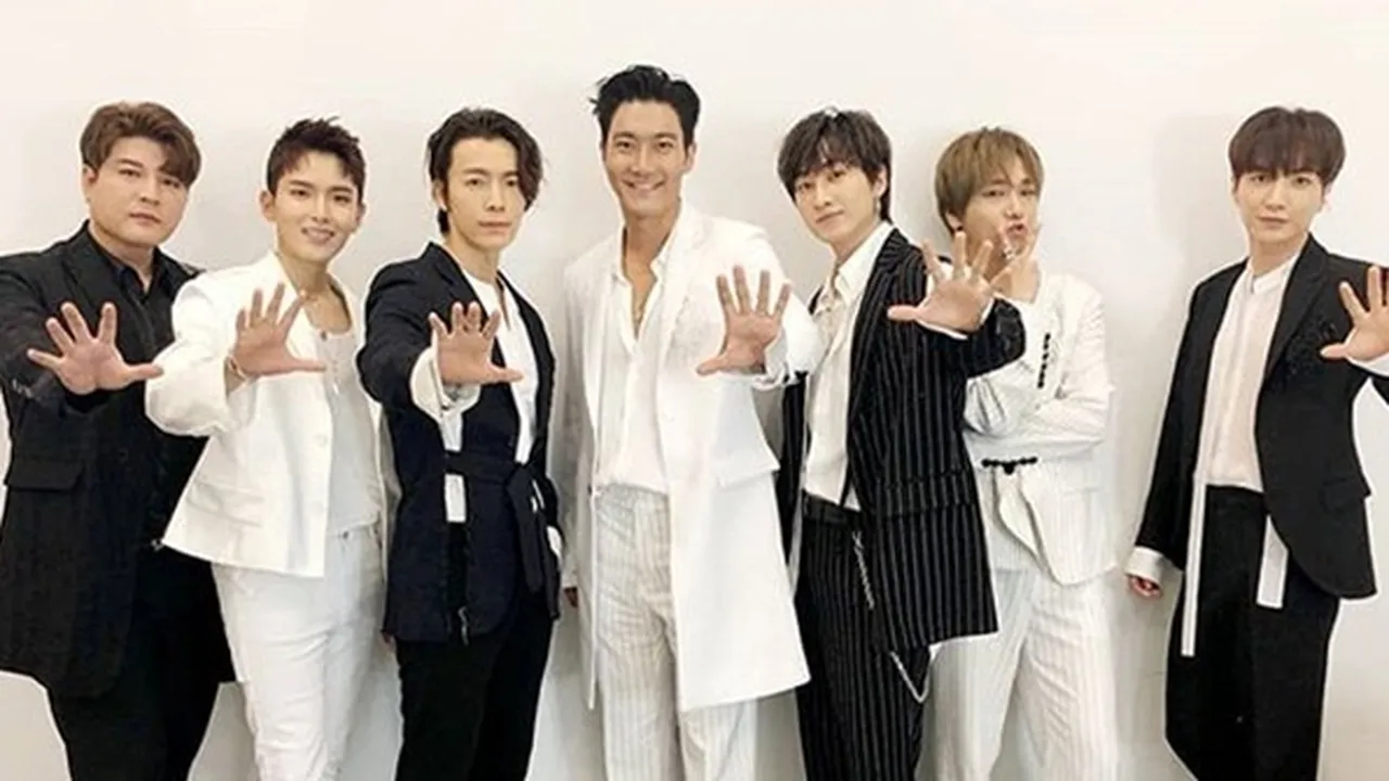 Keseruan Super Junior di Backstage Penutupan Asian Games 2018, Selfie Bareng!
