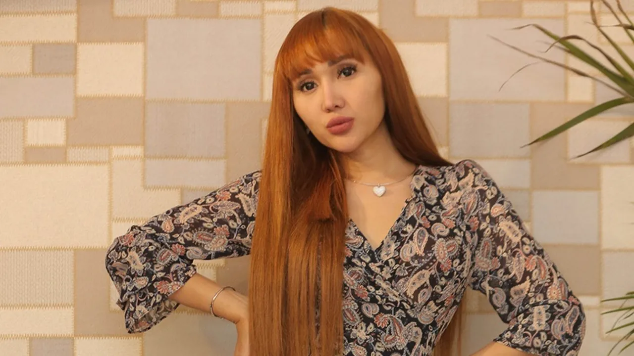 Ketahuan Punya Jakun di Leher, Lucinta Luna: Itu Bisul Ketahuan Punya Jakun di Leher, Lucinta Luna: Itu Bisul