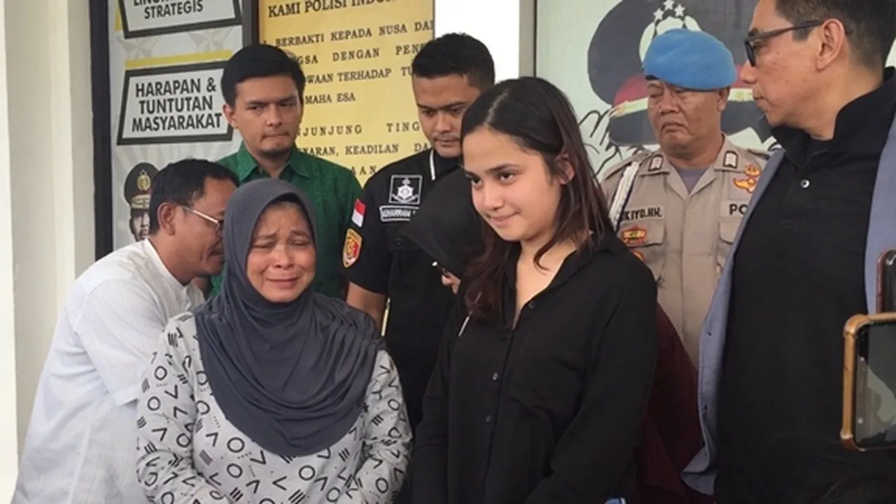 Ketemu Langsung, Syifa Hadju Maafkan dan Puji Orangtua dari Pelaku yang Ancam Dirinya