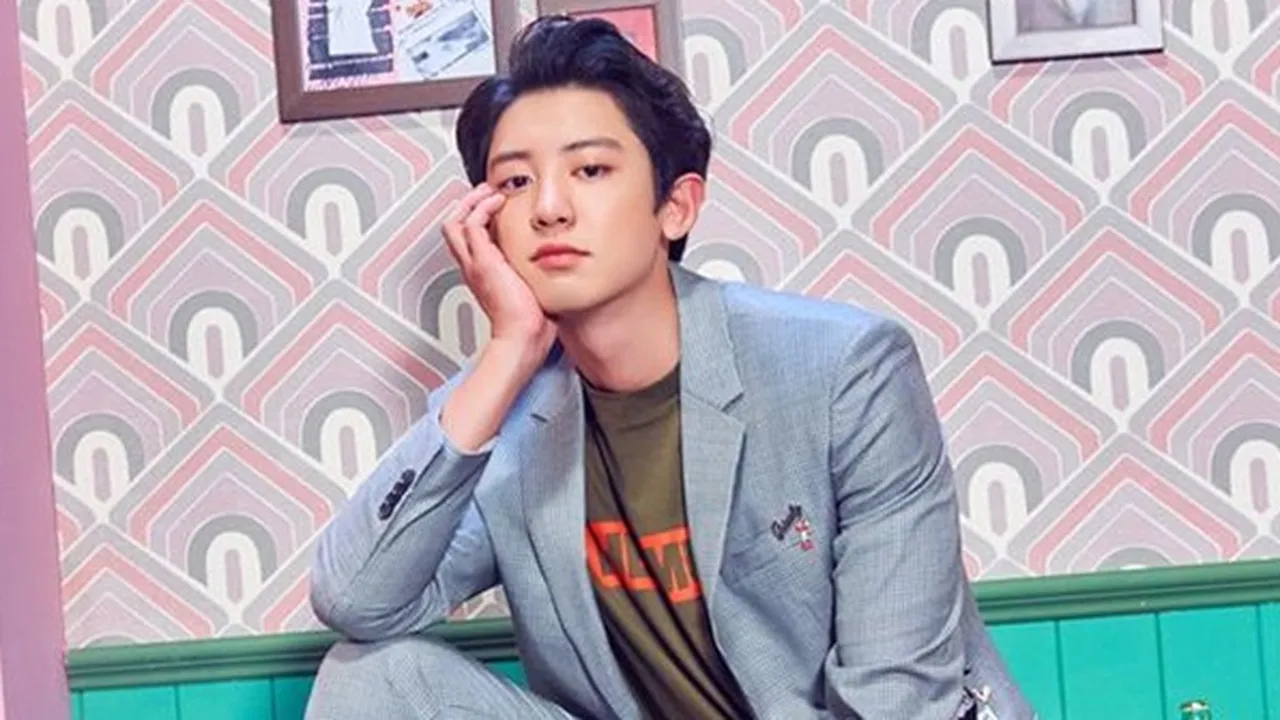 Ketinggian, Lucunya Chanyeol EXO Tak Cukup Tidur di Kasur Queen Size