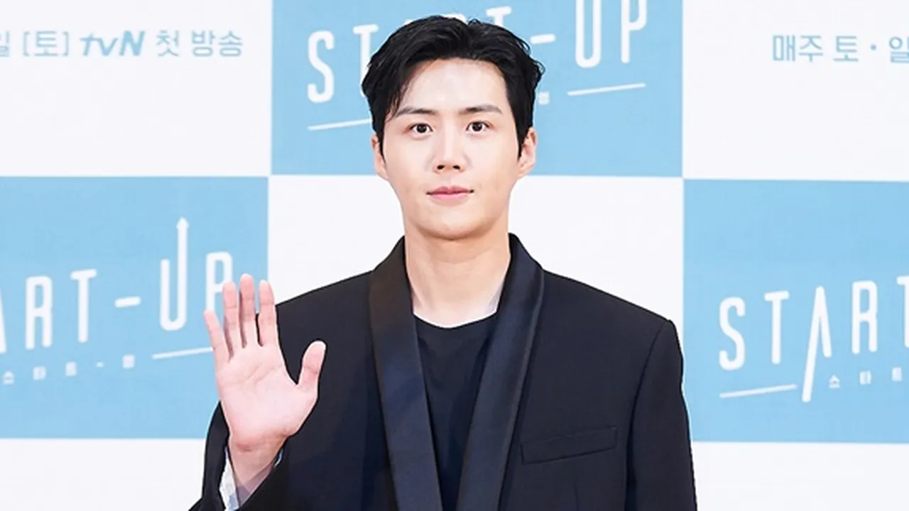 Kim Seon Ho Pernah Dicampakkan Pacar, Sampai Berlutut Demi Bisa Ngobrol Setelah Hilang Kontak
