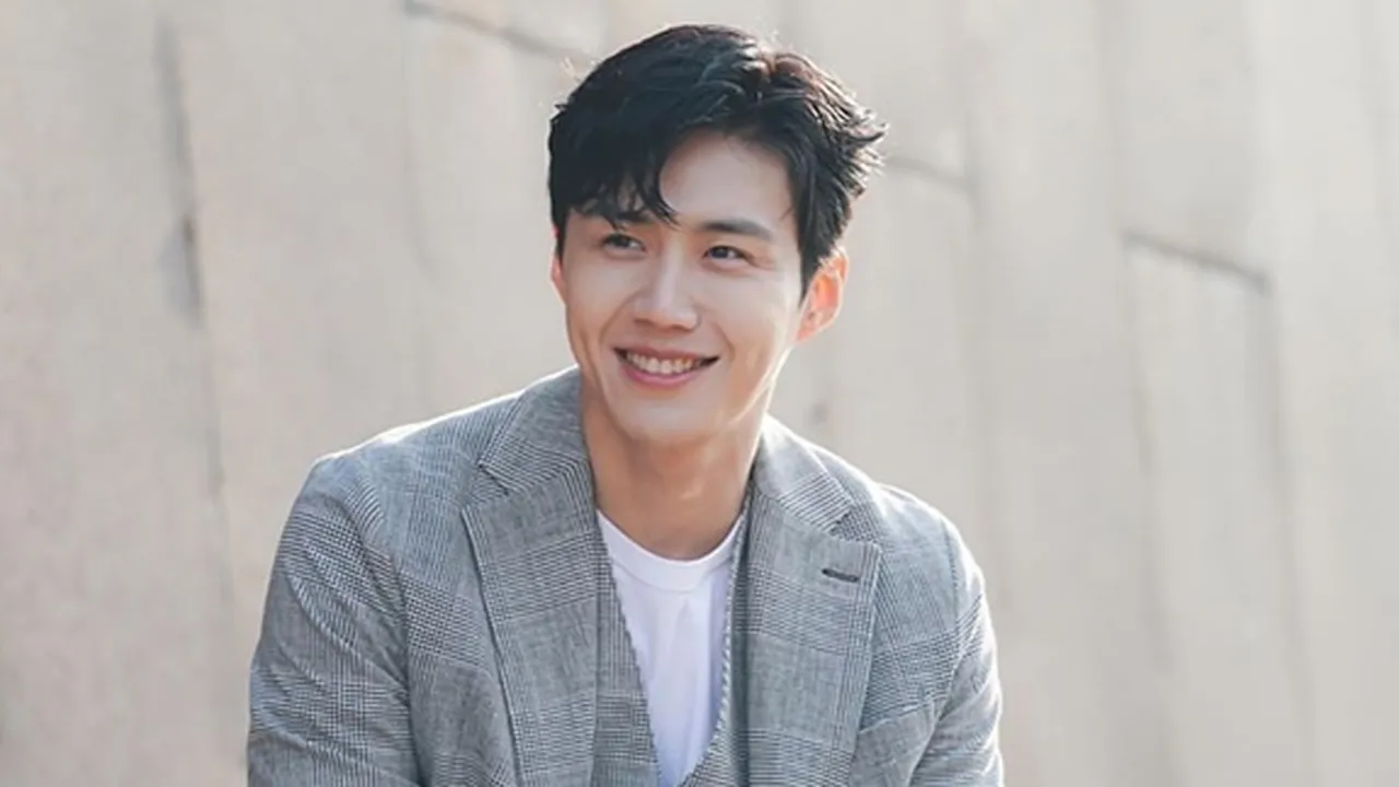 Kim Seon Ho Punya Trauma Sejak Kecil, Pernah Lihat Mata Ibunya Berdarah