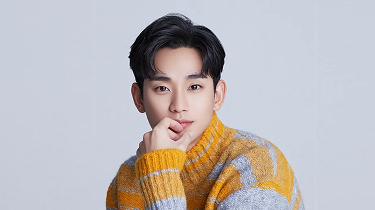 Kim Soo Hyun Dapat Hadiah Biskuit Indonesia di Hari Ultah, Fans Langsung Heboh!