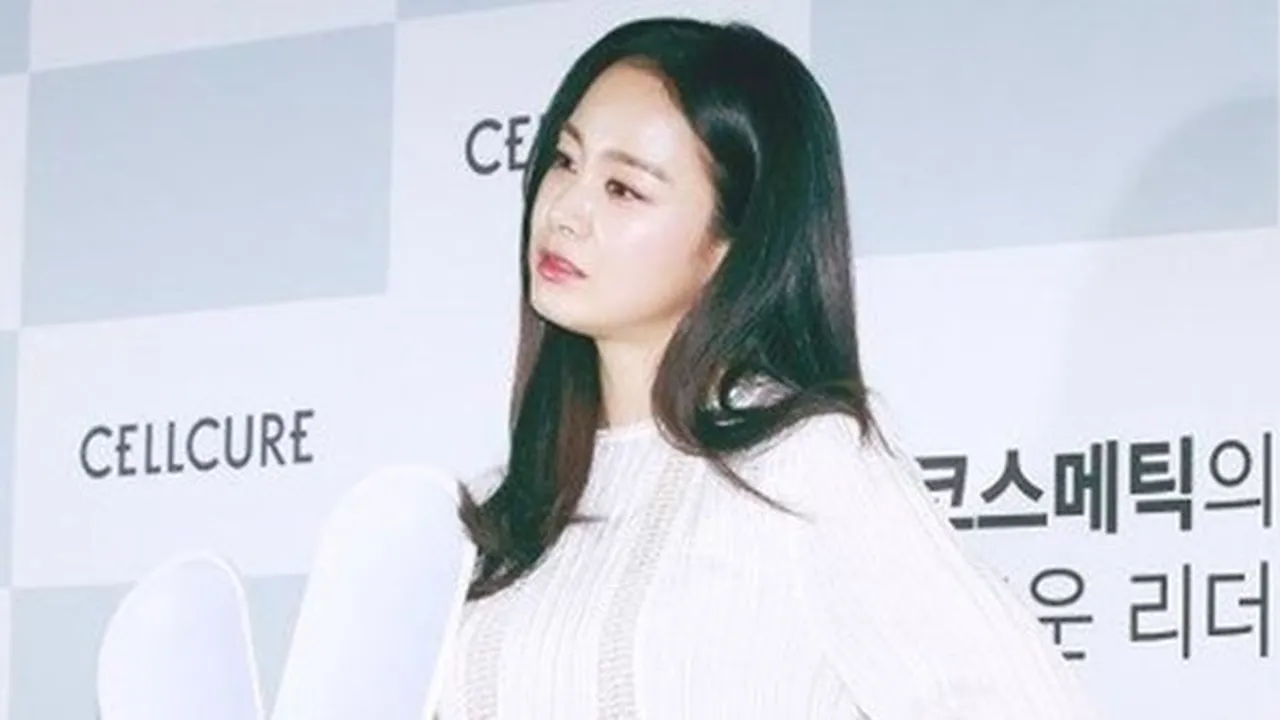 Kim Tae Hee Dikabarkan Akan Comeback Drama Setelah 5 Tahun