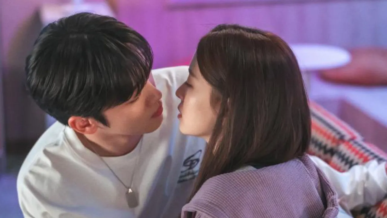 Kim Yohan dan Hwang Bo Reum Byeol Siap Bikin Baper Lewat Romansa Digital di The 4th Love Revolution