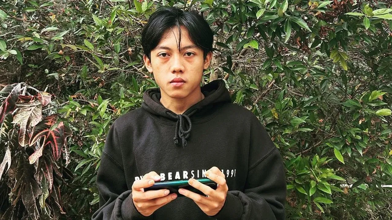 Kisah Influencer Game Boy Chandra yang Mulai Rintis Bisnis Perhiasan