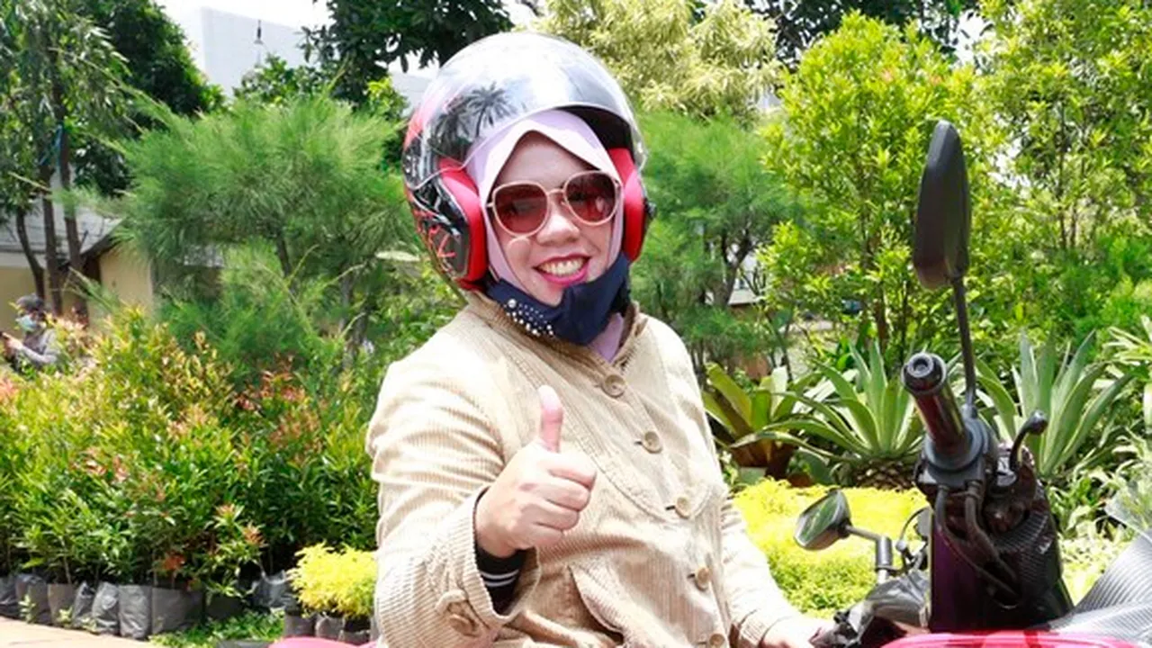 Kiwil Tak Hadiri Sidang Putusan Cerai, Rohimah Merasa Statusnya Digantungkan Kiwil Tak Hadiri Sidang Putusan Cerai, Rohimah Merasa Statusnya Digantungkan