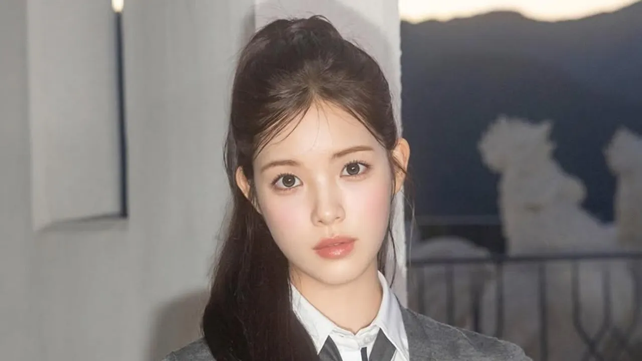Knetz Debatkan Yuha Hearts2Hearts Lebih Cocok Rambut Hitam atau Blonde, Kamu Pilih Mana?