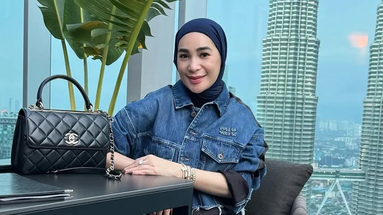 Kondisi Erin Taulany yang Sering Absen Sidang Cerai, Pengacara Ungkap Sedang Sakit Kondisi Erin Taulany yang Sering Absen Sidang Cerai, Pengacara Ungkap Sedang Sakit