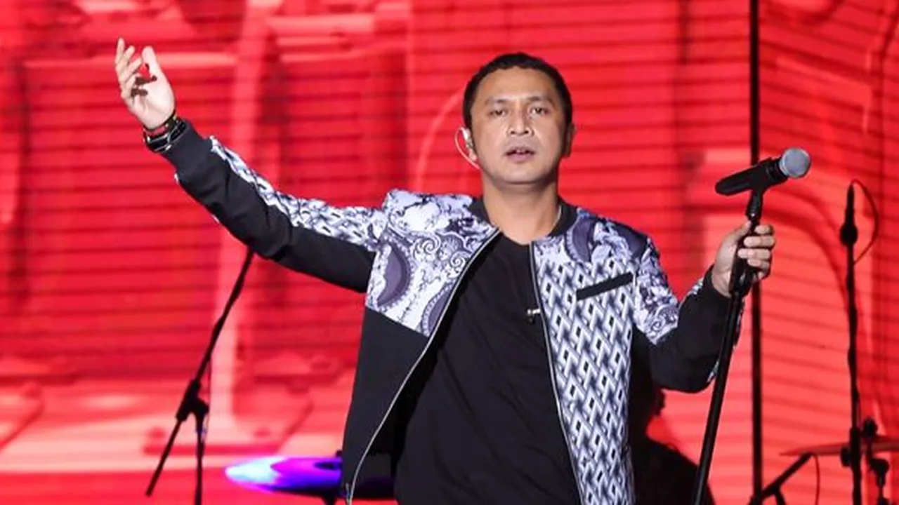 Konser Terakhir Bersama Nidji, Giring Tampil Spektakuler Bercampur Haru
