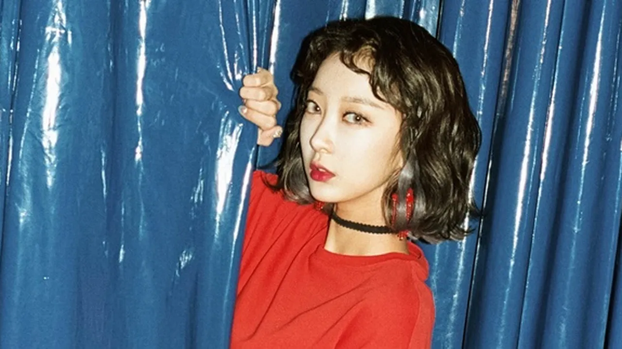 Kontrak Sebagai Idol K-Pop Habis, Hyelin EXID Sibukkan Diri Dengan Kerja Part Time