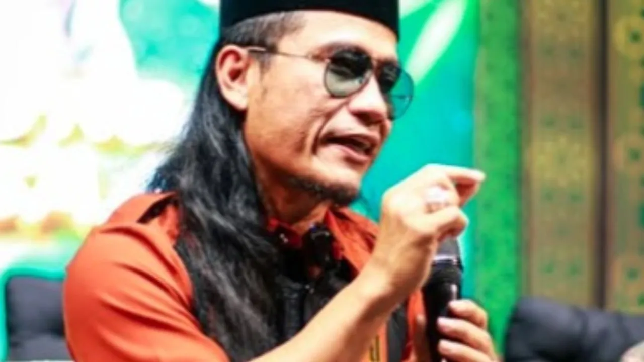 Kontroversi Video Lama Miftah Maulana Merendahkan Seniman Yati Pesek, Banjir Reaksi Negatif Kontroversi Video Lama Miftah Maulana Merendahkan Seniman Yati Pesek, Banjir Reaksi Negatif