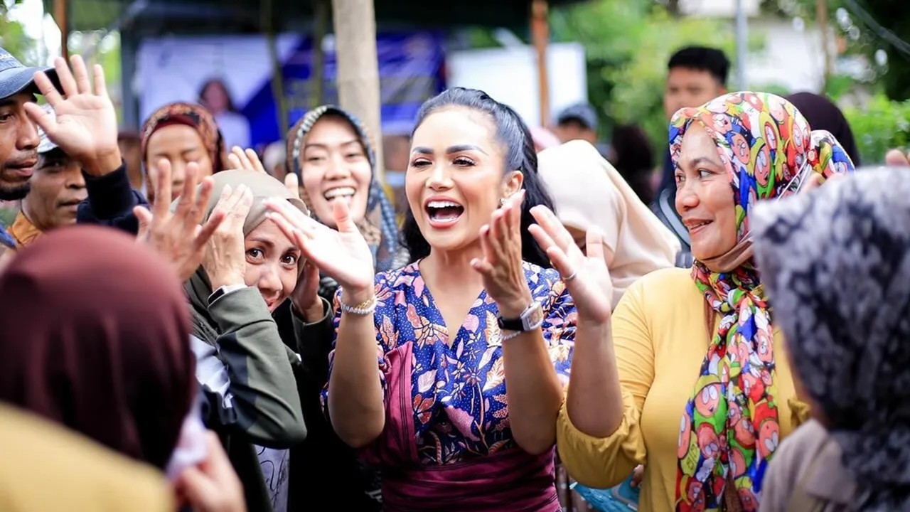 Kris Dayanti Punya Cara Pulang Kampung dengan Elegan