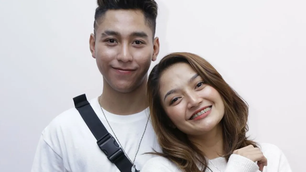 Krisjiana Lamar Siti Badriah di Korea Selatan, Romantis Pakai Cincin Mendiang Ibu